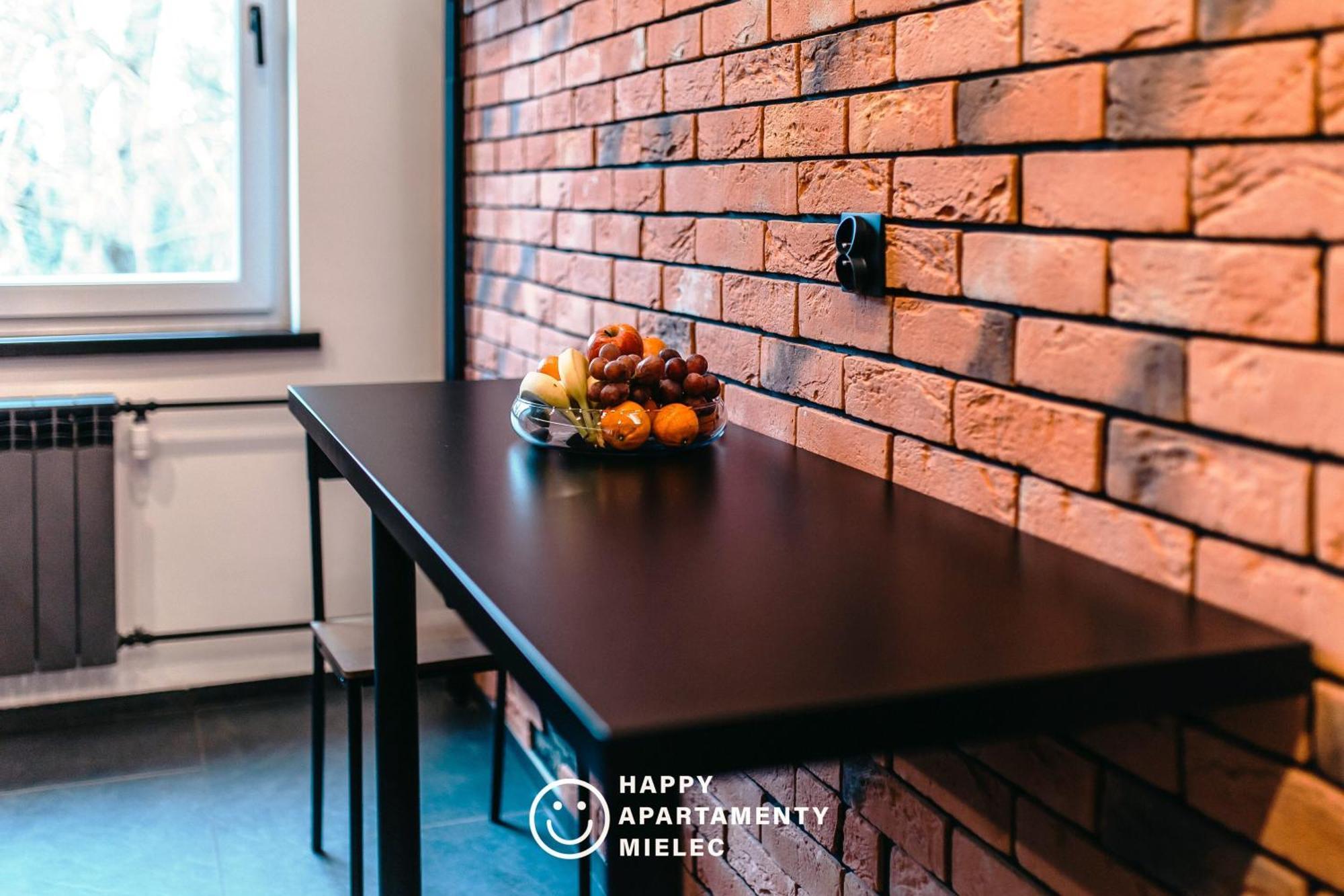 Happy Time - Apartamentyhappy Pl Мелец Екстериор снимка